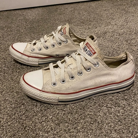 Converse - Picture 2 of 3